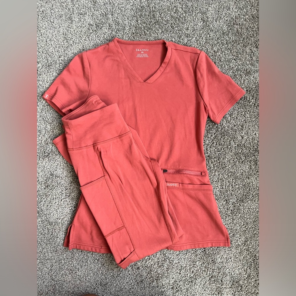 Jaanuu Spice scrub set